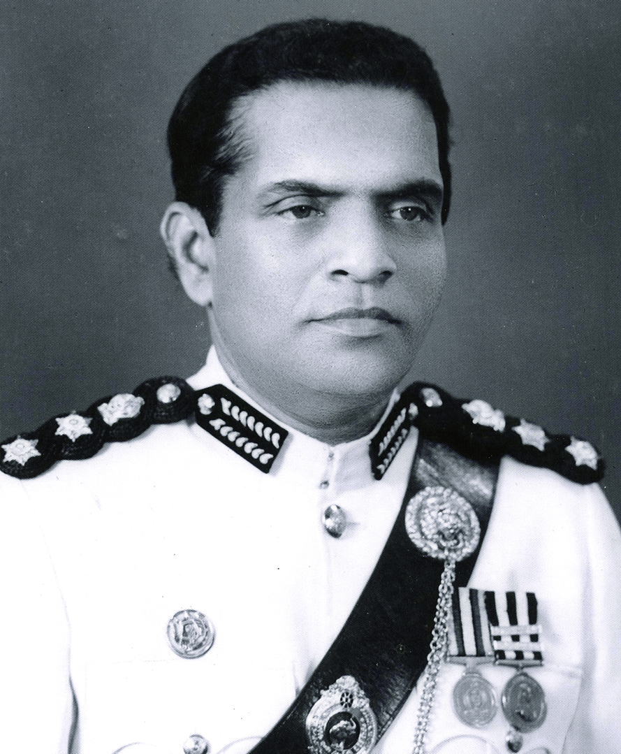 Leader